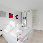 Apartment Sofia X 6pax 5min Station -by Easylife Swiss Lugano