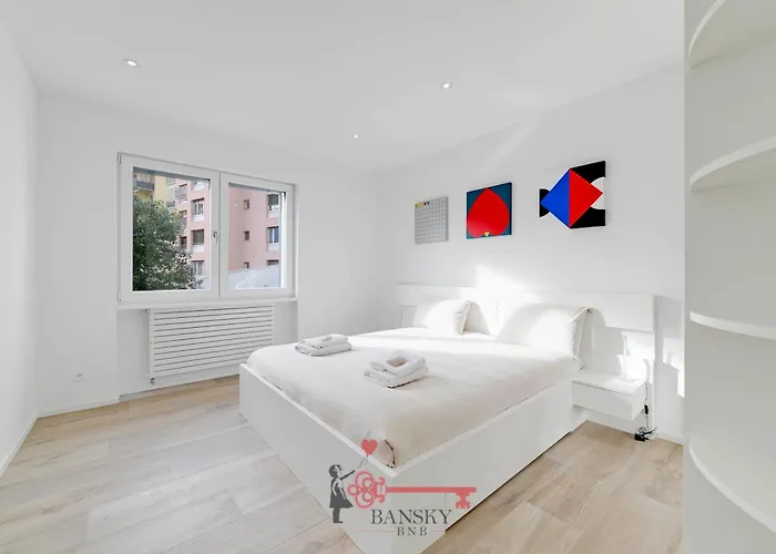 Sofia X 6pax 5min Station -by Easylife Swiss Lugano